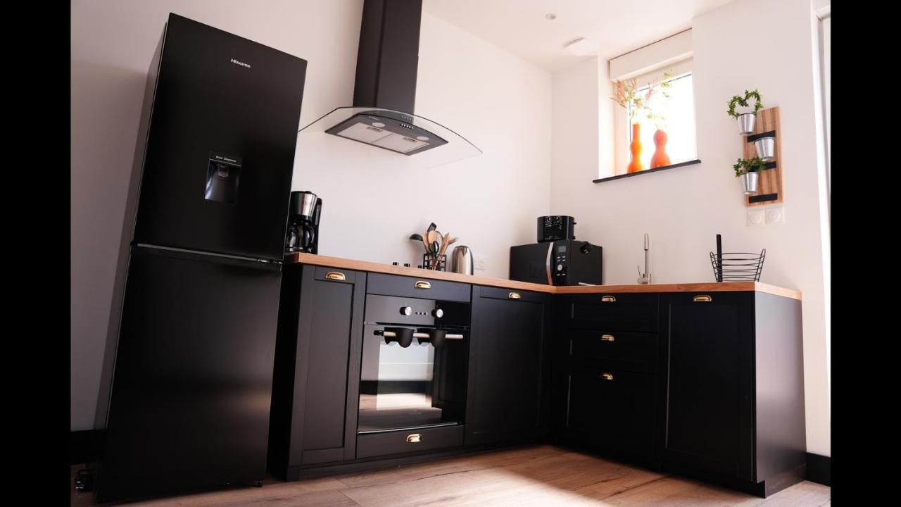Les Charmes De Liege Apartment Valenciennes Luaran gambar