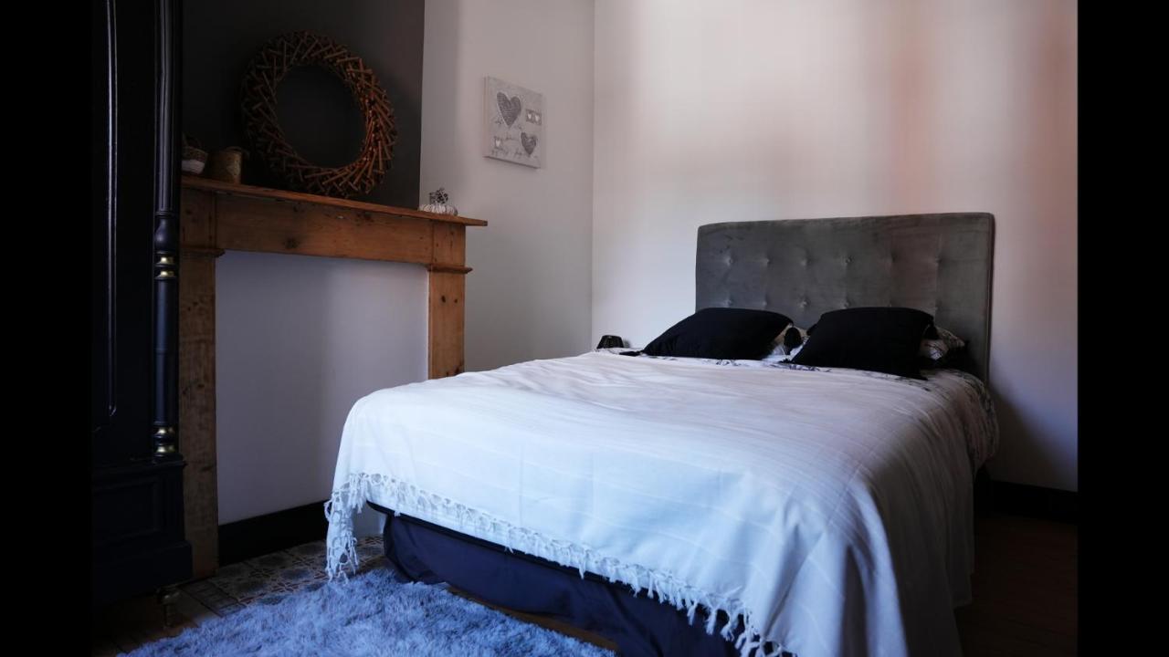 Les Charmes De Liege Apartment Valenciennes Luaran gambar